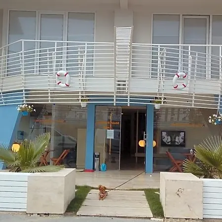 Boutique House Mim A
